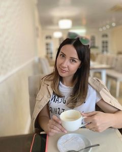 Meet your Posher, Elisabeth